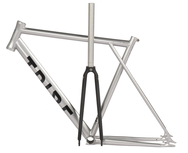 MESS 002 / FRAME / LA